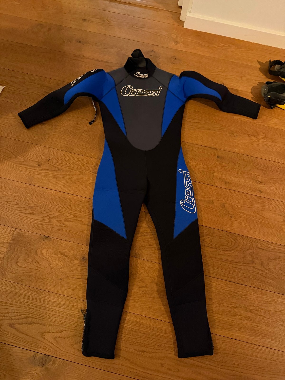 Cressi 7mm tweedelig duikpak met accessoires en vliezen, Ophalen of Verzenden, Gebruikt, Duikpak