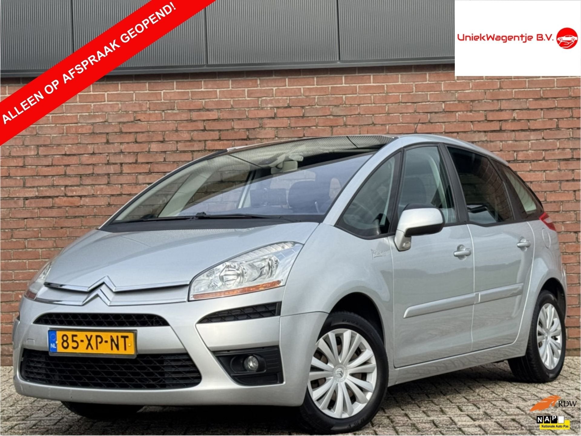 Citroën C4 Picasso 2.0-16V AMBIANCE | NL-AUTO! | TREKHAAK!, Auto's, Gebruikt, Zwart, 4 cilinders, C4 (Grand) Picasso