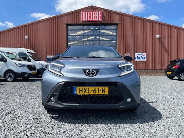 Toyota Aygo X 1.0 VVT-I PULSE PREMIUM AUTOMAAT CAMERA PDC, 12 maanden, Gebruikt, 4 stoelen, Emergency brake assist