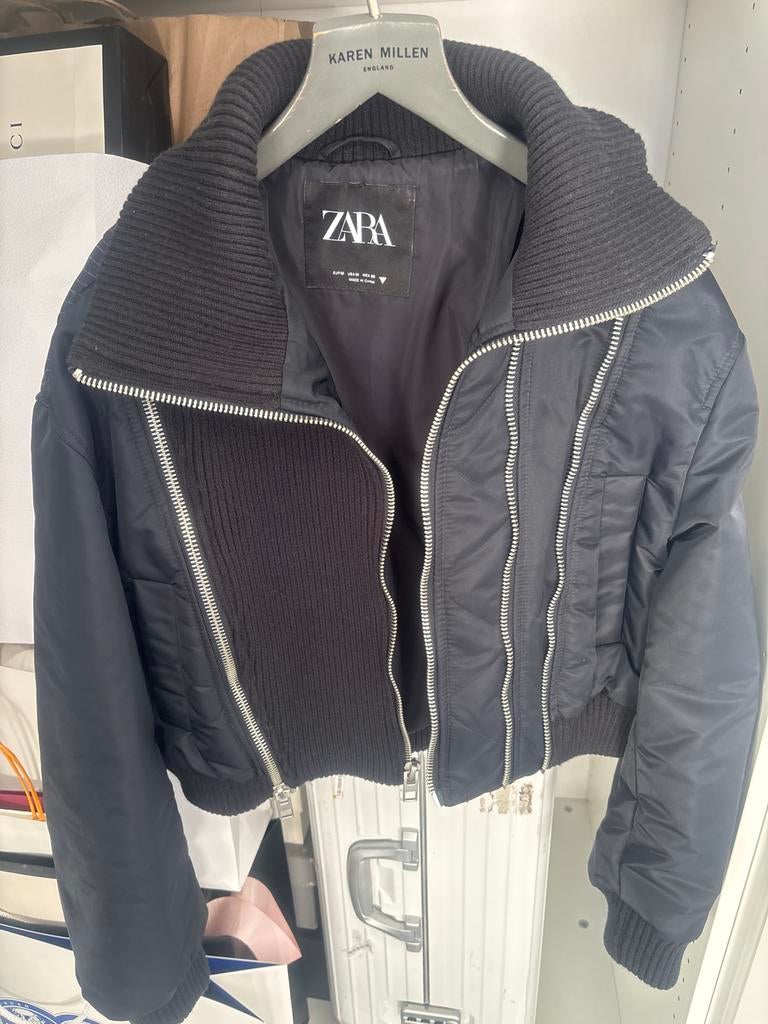 Zara Zwarte Bomberjack met Ritsen en Gebreide Details, Ophalen of Verzenden, Zo goed als nieuw, Maat 38/40 (M), Zwart