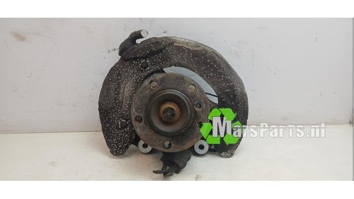 Fusee rechts-voor van een BMW 3-Serie, Gebruikt, -, -, Ophalen of Verzenden