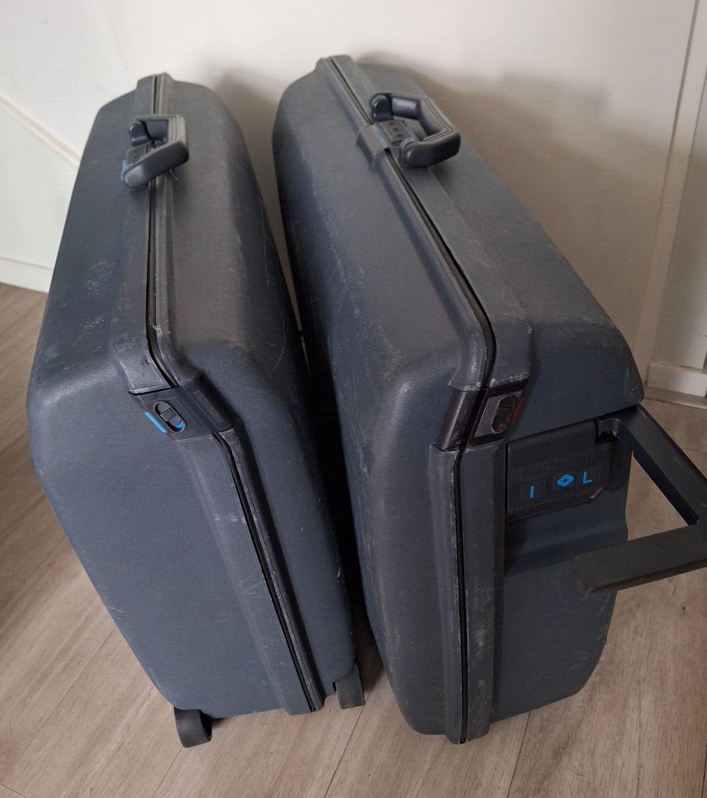 2 grote hardshell gebruikte Samsonite koffers met cijferslot, Ophalen, Gebruikt, Hard kunststof, Slot