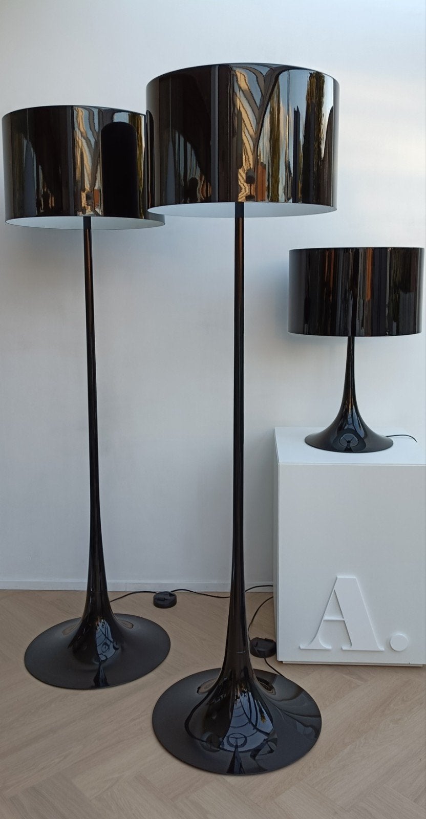 Flos Spun F1 vloerlampen 2x, Ophalen, Metaal, 150 tot 200 cm