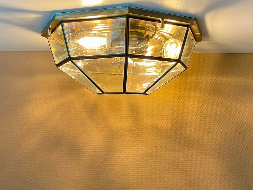 Deknudt plafondlamp een achthoekig geslepen glas, Ophalen of Verzenden, Gebruikt, Glas, Hollywood regency