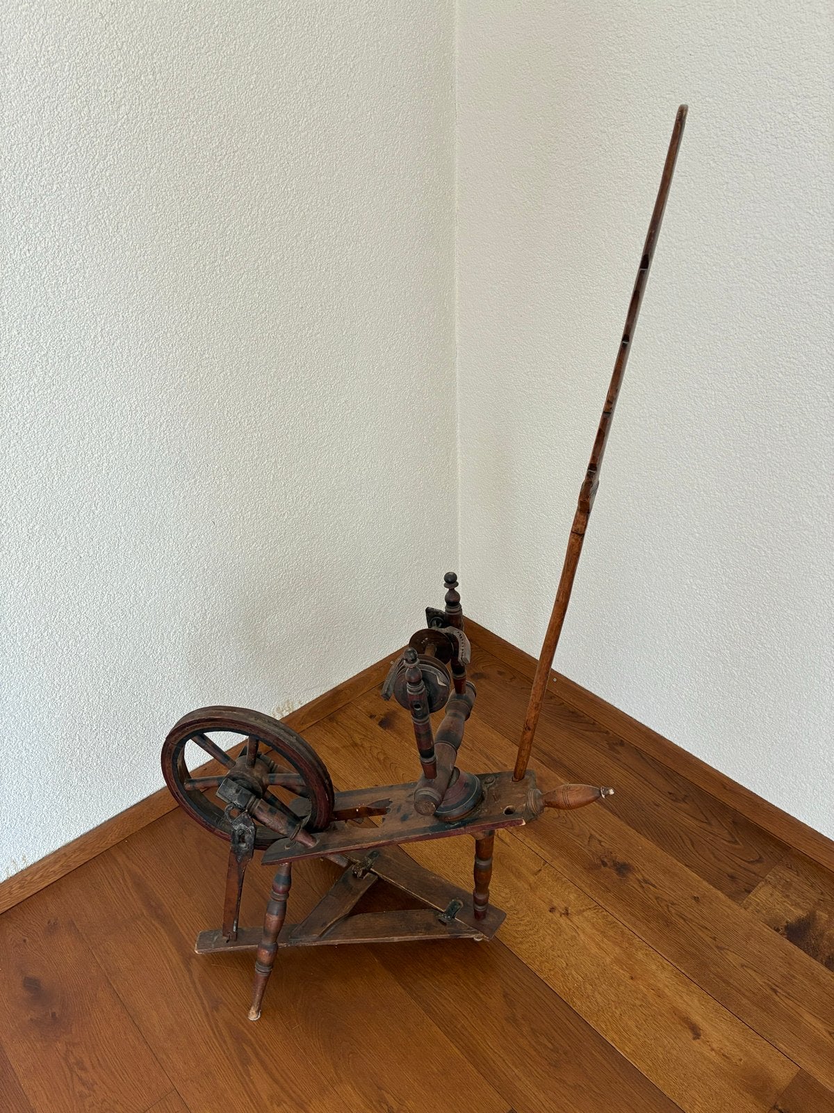 Antiek Spinnewiel - Decoratief en Functioneel, Ophalen, Gebruikt, Spinnewiel