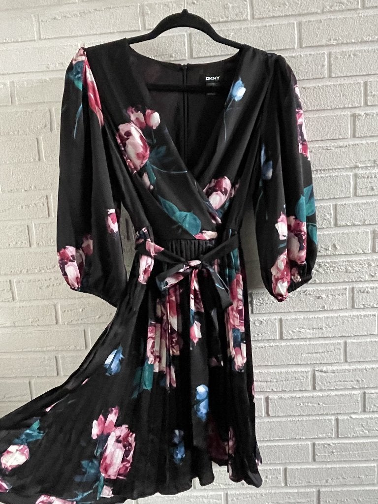 Schitterende jurk feestelijk / coctail DKNY maat 36, Meerkleurig, DKNY, Ophalen of Verzenden, Zo goed als nieuw