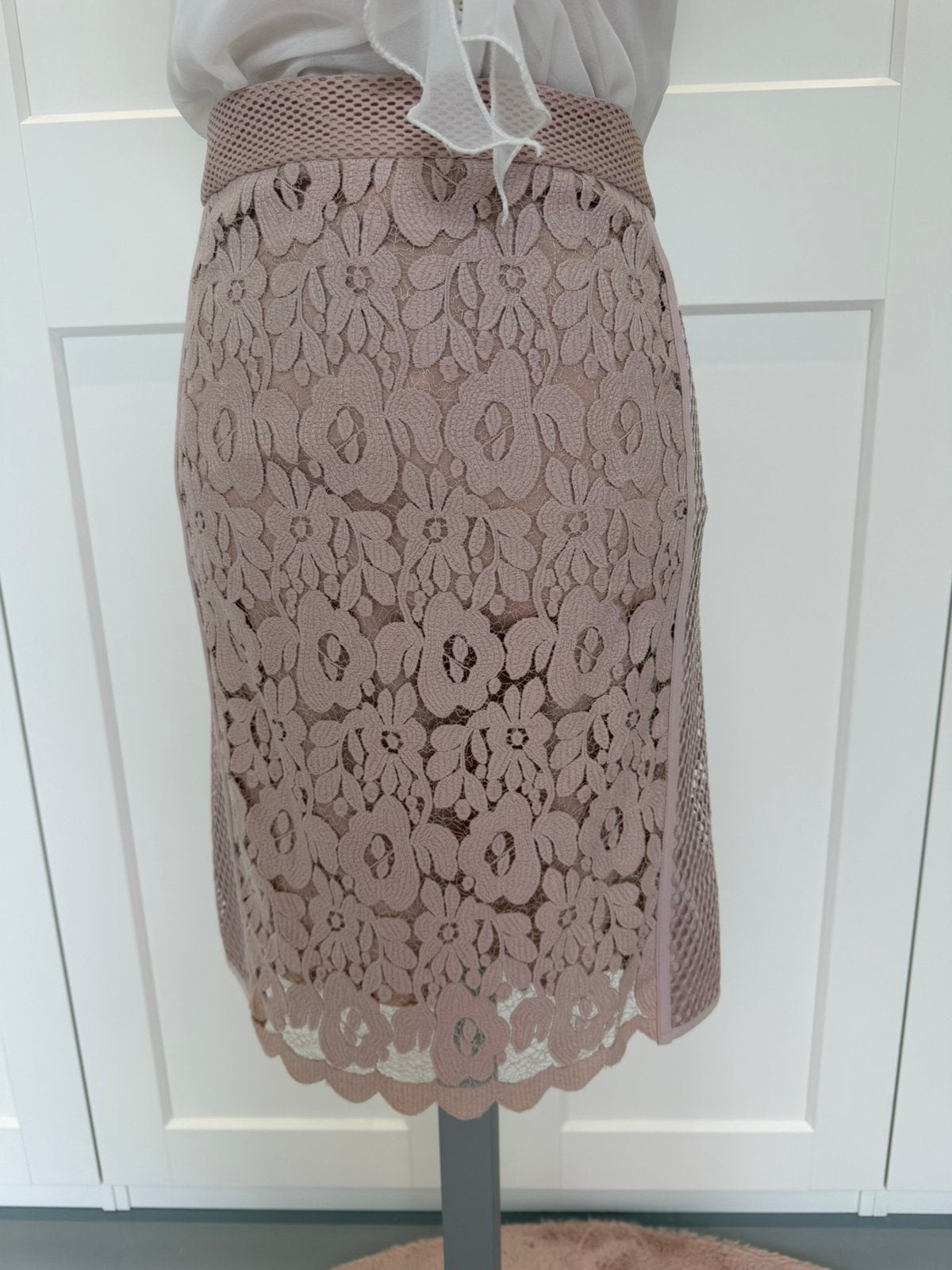 Nieuw Schitterend Marccain rok roze kant 4 40 42 l xl, Kleding | Dames, Verzenden, Maat 42/44 (L), Nieuw, Knielengte