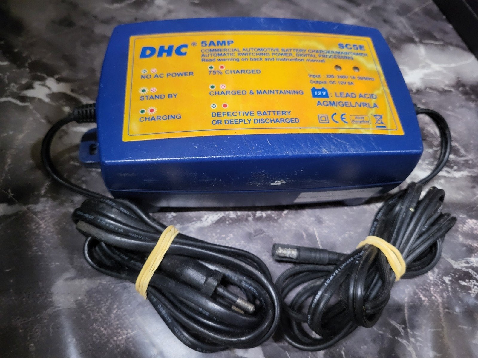 Autobatterij oplader, Auto-onderdelen, Ophalen of Verzenden, Kringloop Laares, Kringlooplaares128@gmail.com, Minkmaatstraat 126