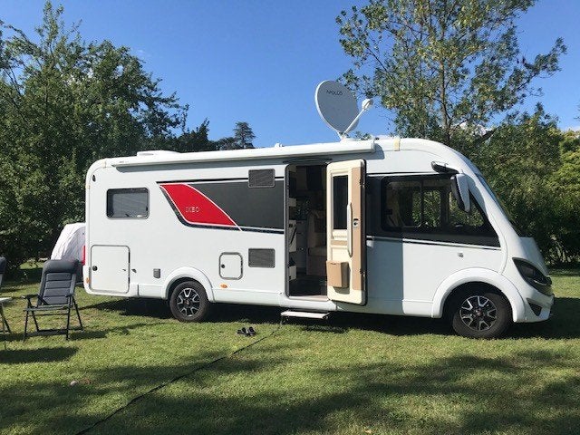 Caravans And Camping Zeer