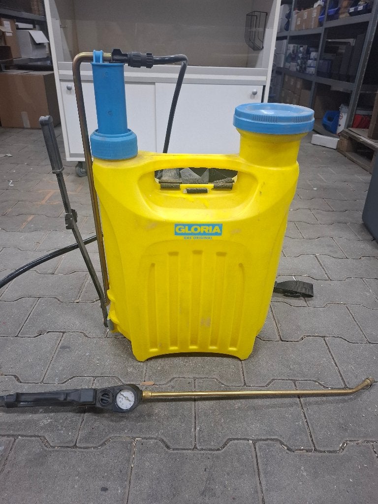 Gloria rugspuit 18 liter met drukmeter en metalen spuitlans, Tuin en Terras, Ophalen of Verzenden, Gebruikt, Onkruidbestrijding