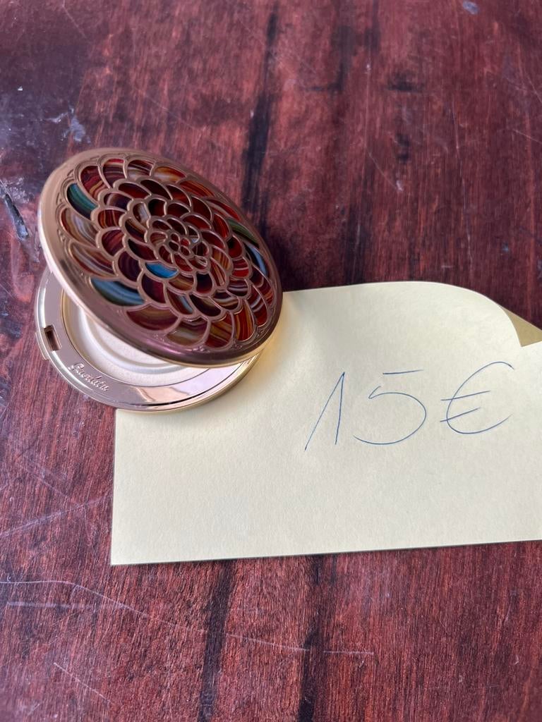 Etui van Guerlain, Ophalen of Verzenden, Zo goed als nieuw, Gehele gezicht