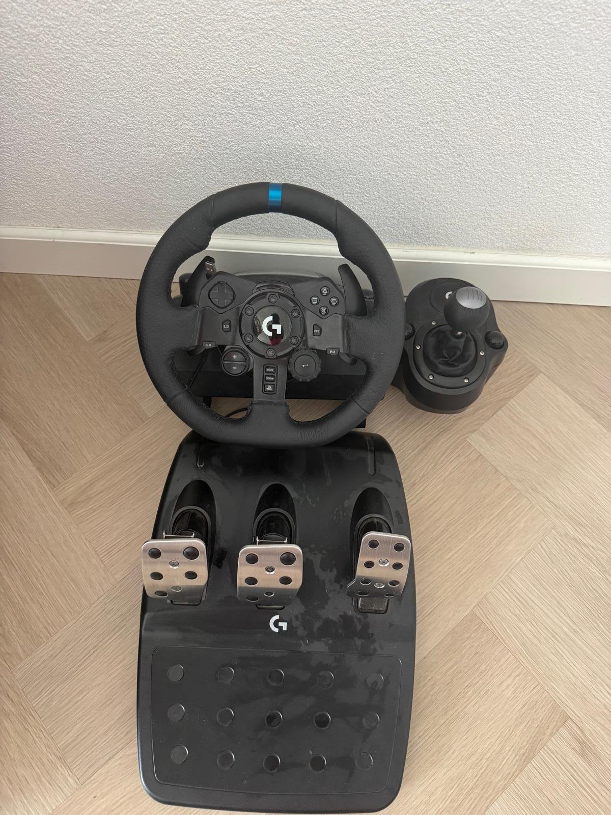 Gaming stuur, Ophalen, Zo goed als nieuw, Stuur of Pedalen, PlayStation 4