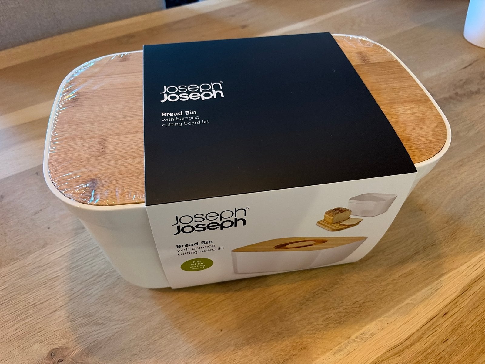 Joseph Joseph Bread Bin Broodtrommel met Snijplank, Huis en Inrichting, Kunststof, Nieuw, Ophalen of Verzenden, Overige merken