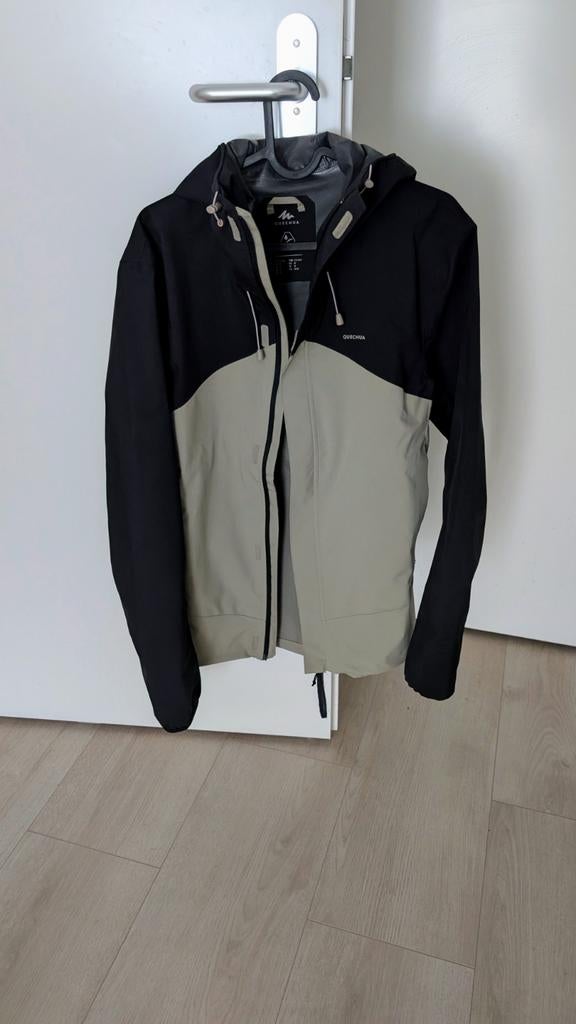 Quechua MH150 Lichte Regenjas Heren - Maat M Zwart/Beige, Quechua, Maat 48/50 (M), Zwart, Ophalen of Verzenden