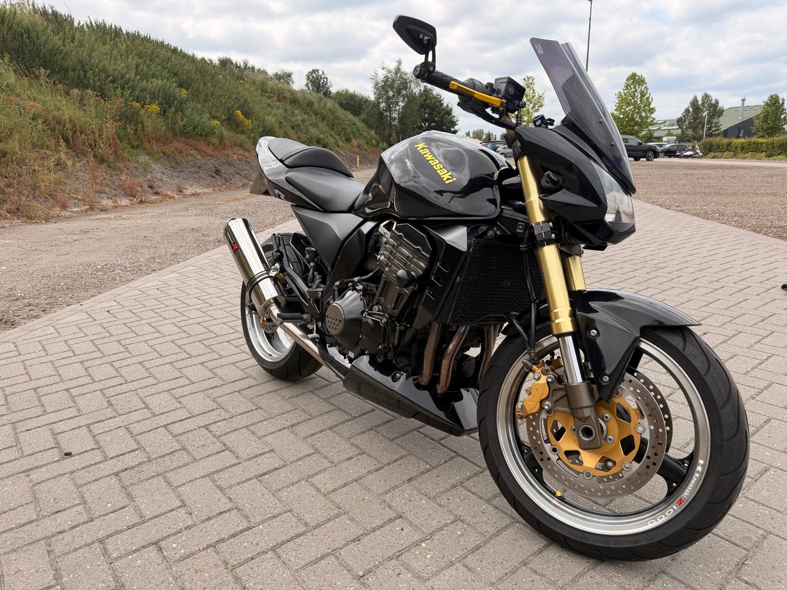 Kawasaki Z1000 2006 - Krachtige Naked Bike, Sportuitlaat, Occasion, 4 cilinders, Motorrijbewijs A