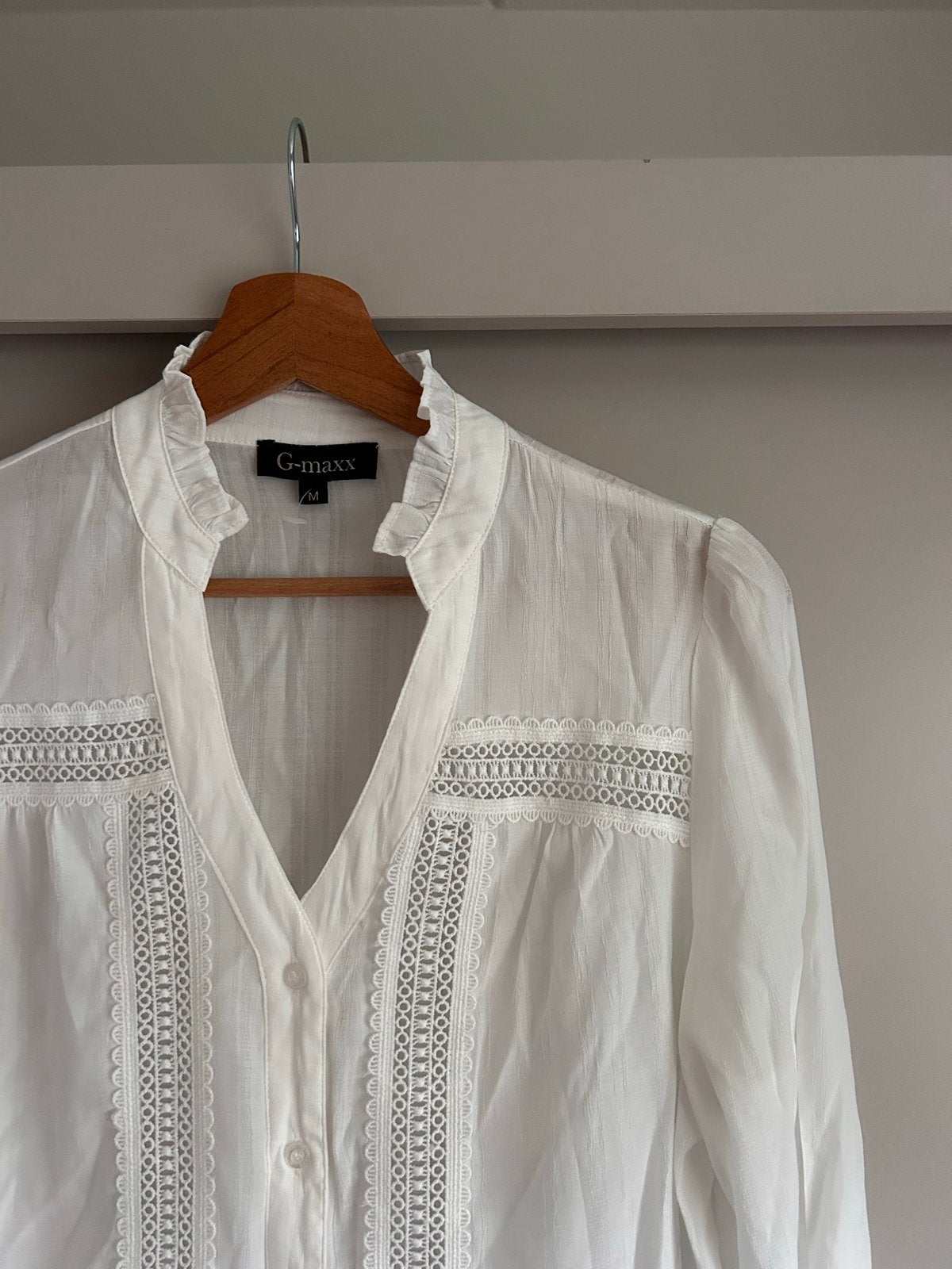 Witte blouse met kanten details - G-maxx, Ophalen of Verzenden, Zo goed als nieuw, Maat 38/40 (M), Wit