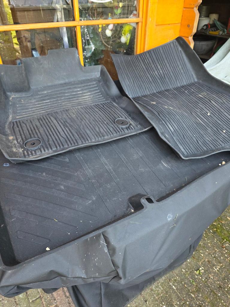 Rubber mattenset Ford Fiesta, Ophalen, Ford