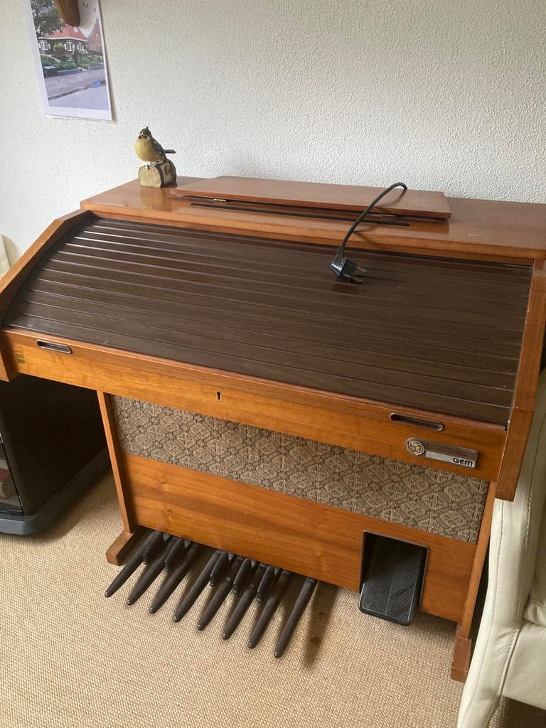 Gratis ophalen orgel werkt niet goed, Muziek en Instrumenten, Ophalen, Gebruikt, 2 klavieren, Orgel