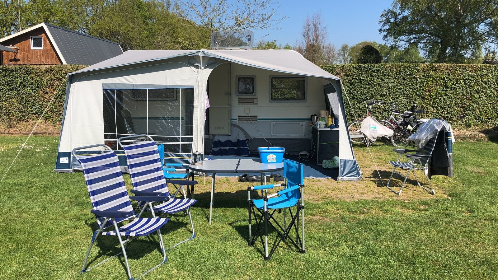 Eifelland Holiday 460TU, Mover, Voortent, Luifel, Caravans en Kamperen, Rondzit, Koelkast, Eifelland, Particulier