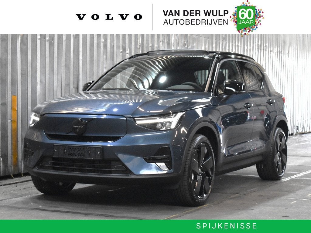 Volvo EX40 Twin Motor AWD Ultra Europa Black Edition 82kWh/4