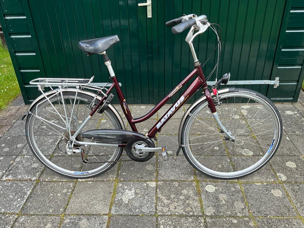 Gebruikte damesfiets Batavus Kayenta, Fietsen en Brommers, Fietsen | Dames | Damesfietsen, Ophalen, Gebruikt, Velgrem, Versnellingen