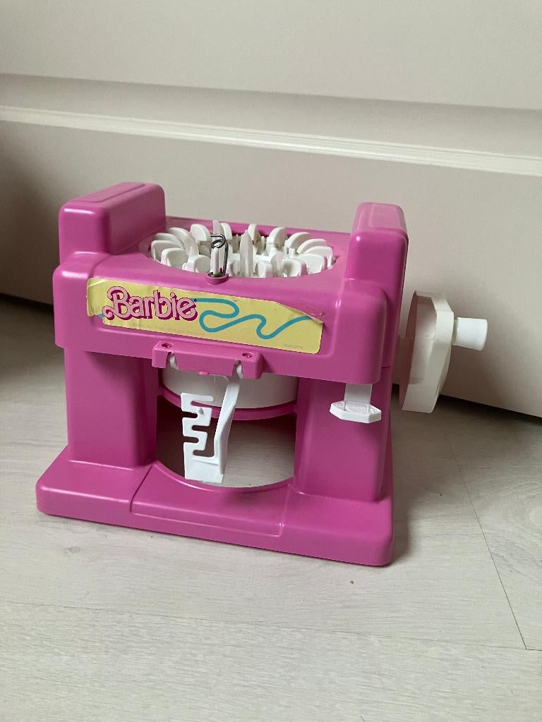 Mooie vintage Barbie magische breimolen breimachine roze, Ophalen of Verzenden, Gebruikt, Barbie