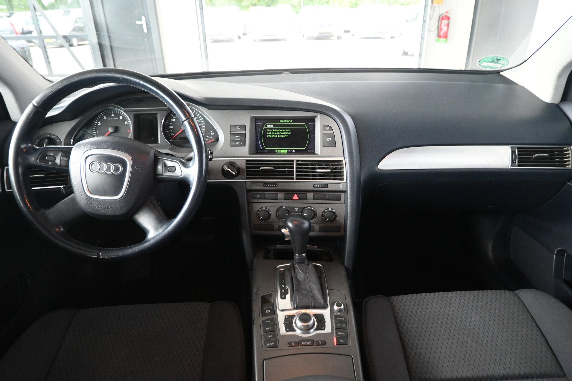 Audi A6 Avant 2.4 Pro Line Clima Cruise control Navigatie Tr, Stof, Zwart, Blauw, Parkeersensor