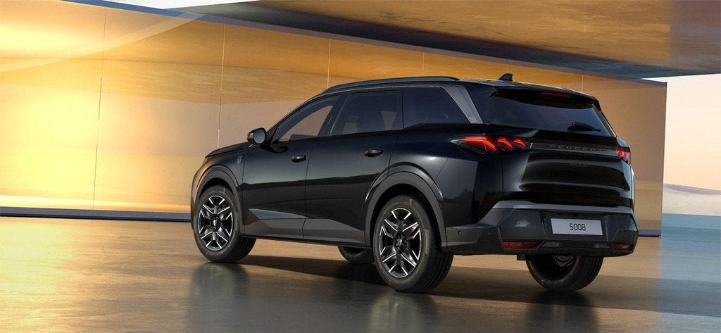 Peugeot 5008 1.2 Hybrid 145 GT 7p | NIEUW | Uit voorraad lev, Auto's, Peugeot, 145 pk, 1199 cc, 7 stoelen, Zwart