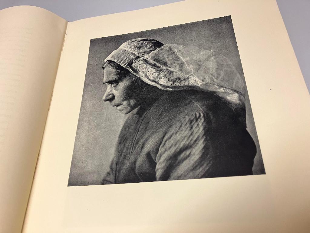 Rond de Peel Foto s van Martien Coppens, Boeken, Ophalen of Verzenden, Gelezen