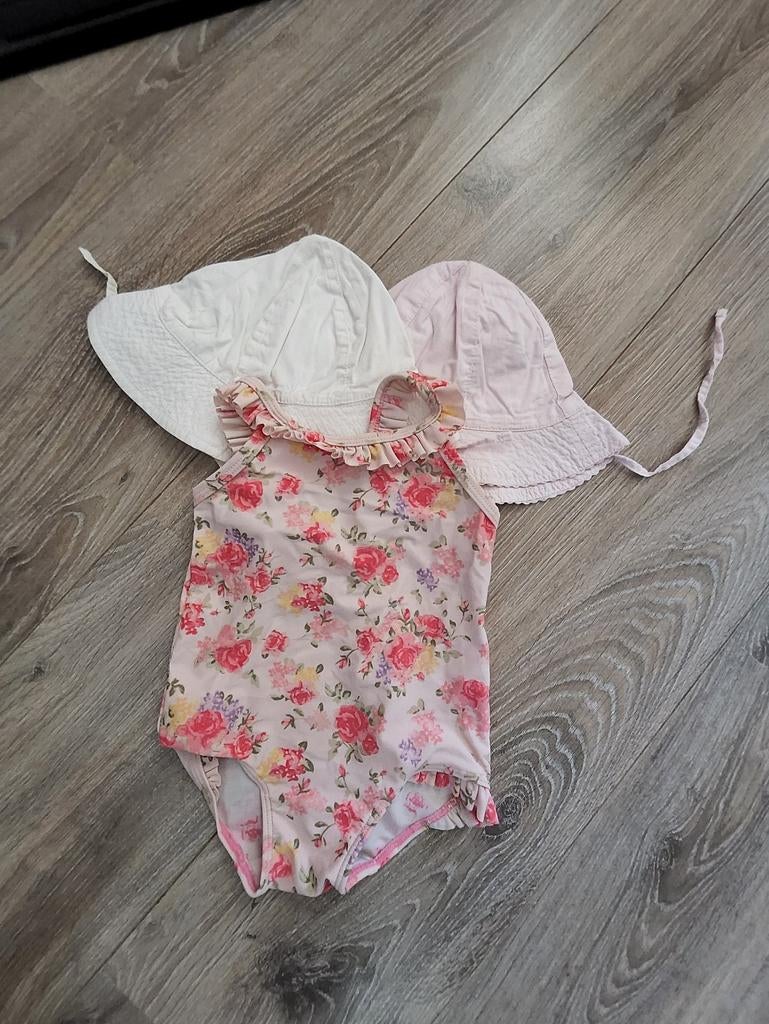 H&M Badpakje maat 74/80 met bloemenprint, Kinderen en Baby's, Babykleding | Baby-zwemkleding, Gebruikt, Meisje, Ophalen of Verzenden