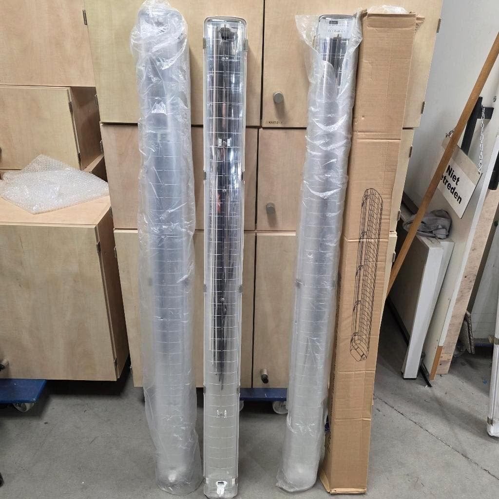 Nieuwe TL armatuur armaturen spatwaterdicht 150 cm