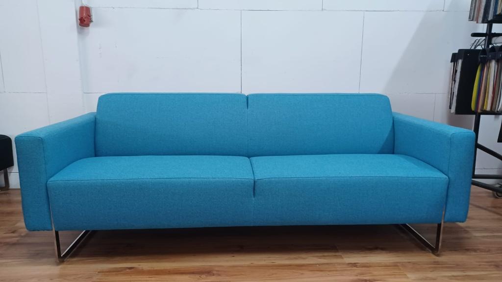 Artifort Mare bank, Huis en Inrichting, Banken | Bankstellen, Ophalen, Driepersoons, 75 tot 100 cm, Zo goed als nieuw