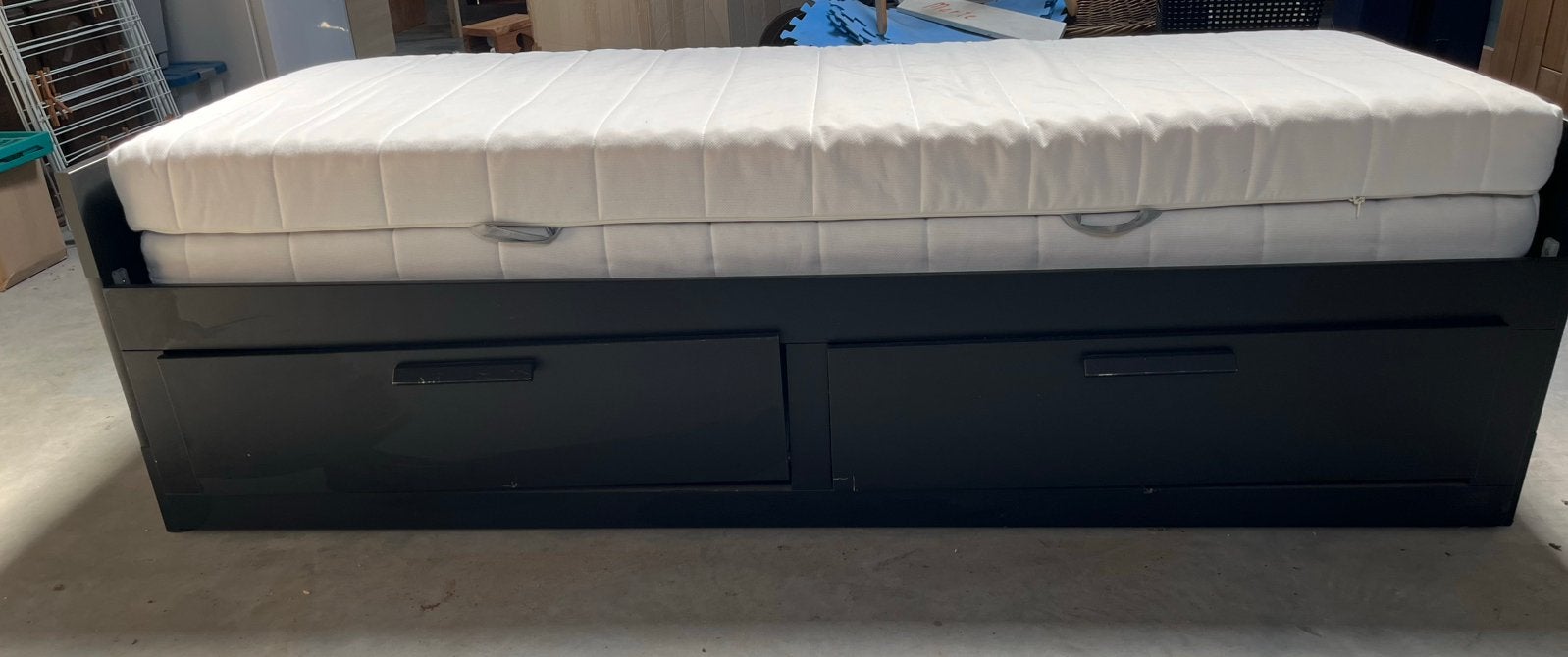 Ikea uitschuifbaar bed met lades., Ophalen, Zo goed als nieuw, Eenpersoons, 90 cm