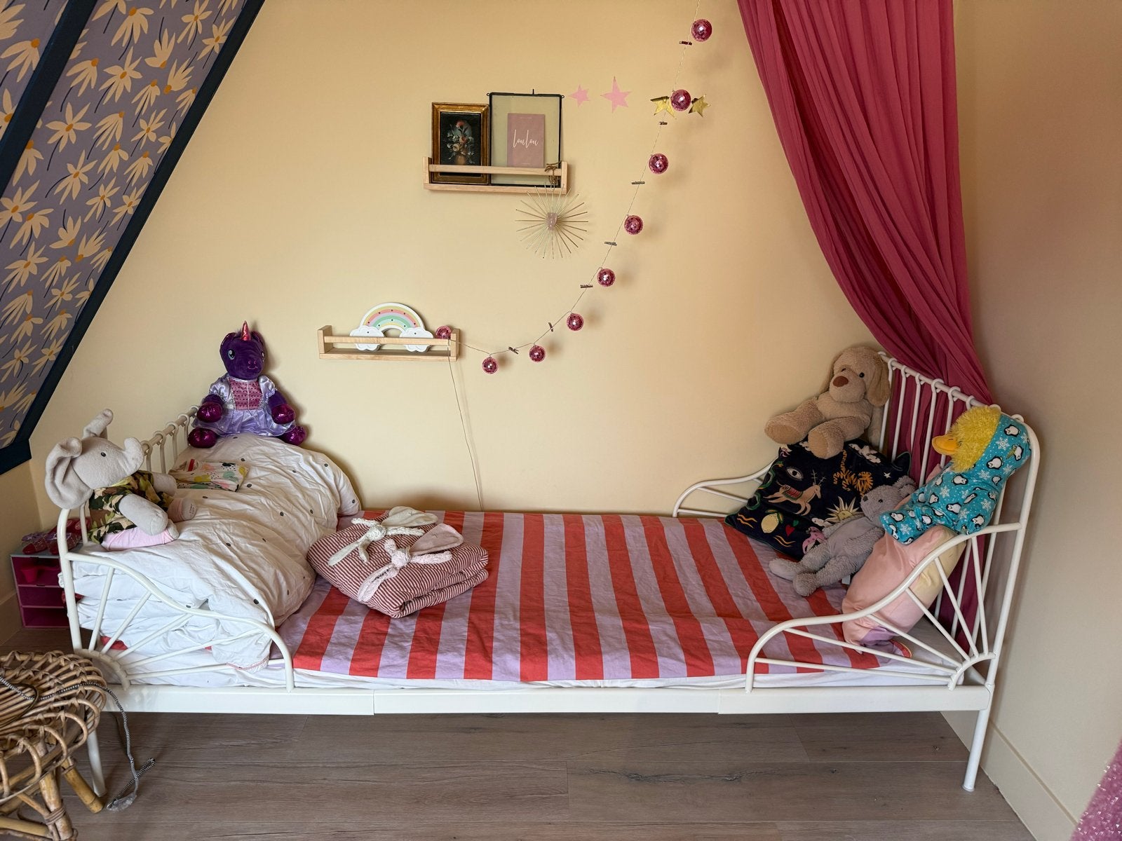 Ikea minnen meegroeibed (wit), Kinderen en Baby's, Kinderkamer | Bedden, Ophalen, Gebruikt, 70 tot 85 cm, Matras