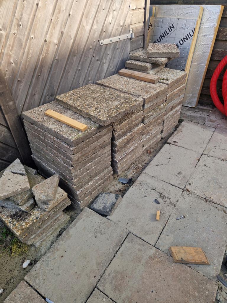 Gebruikte grind tegels gratis af te halen, Tuin en Terras, Tegels en Klinkers, Gebruikt, Ophalen of Verzenden, 10 m² of meer, Beton