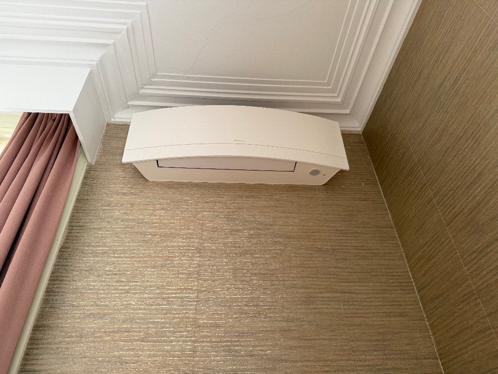 Daikin Emura Design Airco/Warmtepomp 5 kW (2021) - Compleet!, Ophalen, 3 snelheden of meer, Afstandsbediening, Gebruikt