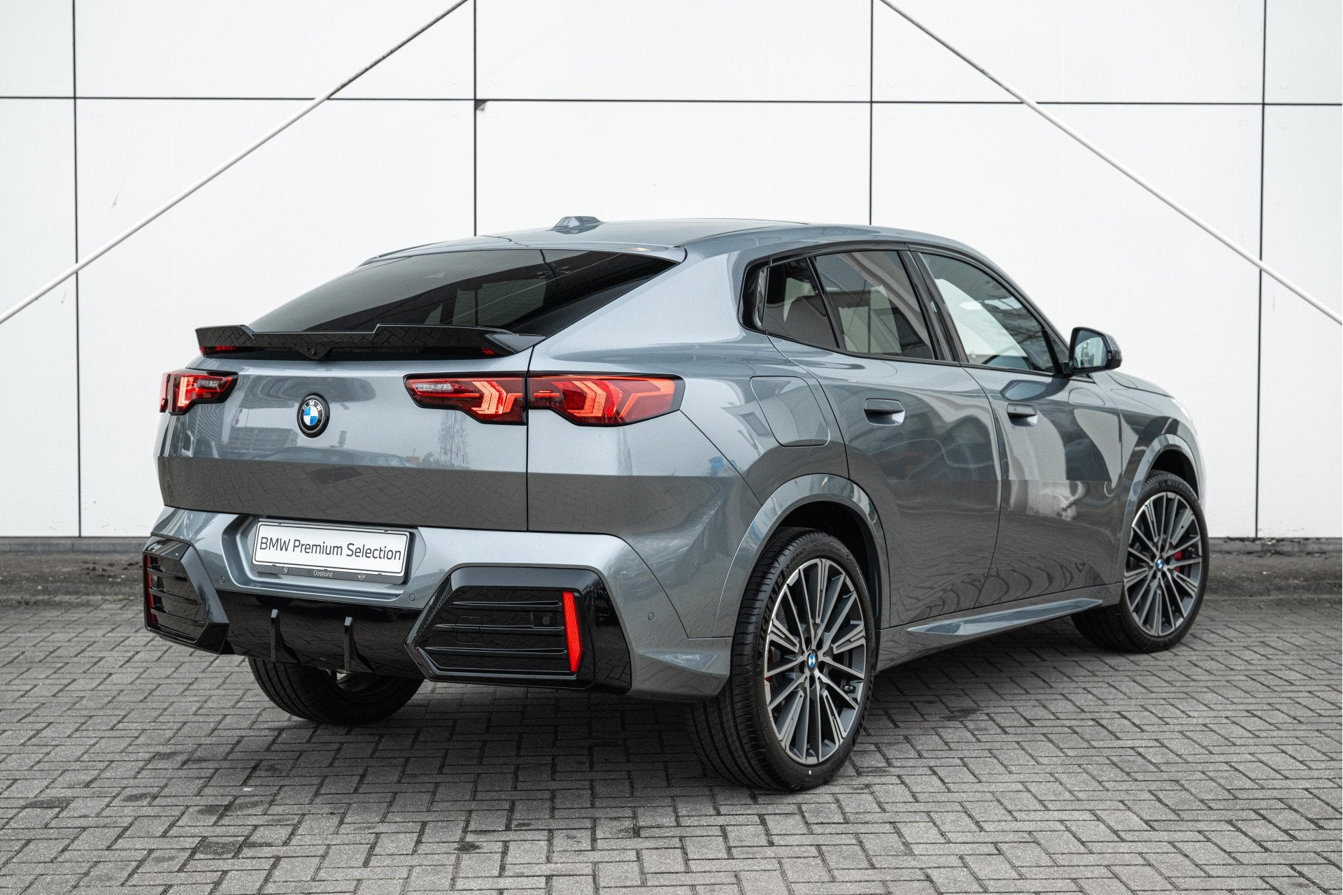 BMW X2 sDrive20i High Executive M Sport Automaat / Panoramad, Auto's, BMW, Dealer onderhouden, X2, 1800 kg, 156 pk