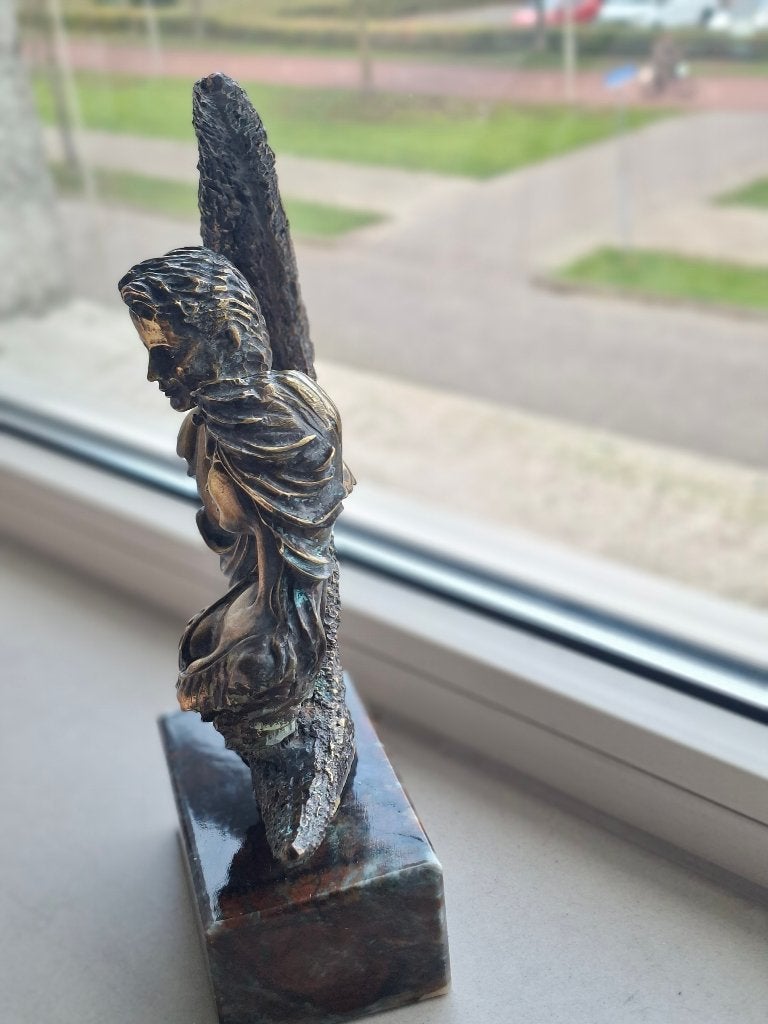 prachtig art-deco beeld geheel  brons op marmer 24cm hoog, Ophalen of Verzenden, Brons
