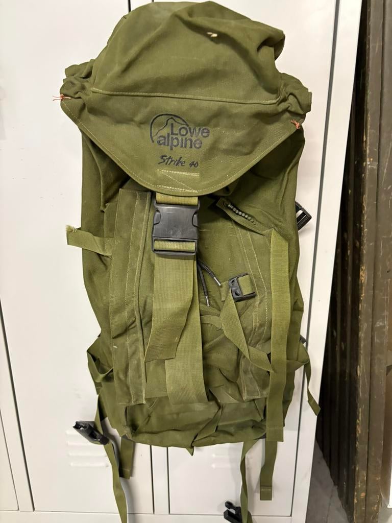 Lowe alpine 40 liter, Ophalen of Verzenden, Landmacht, Nederland, Overige typen