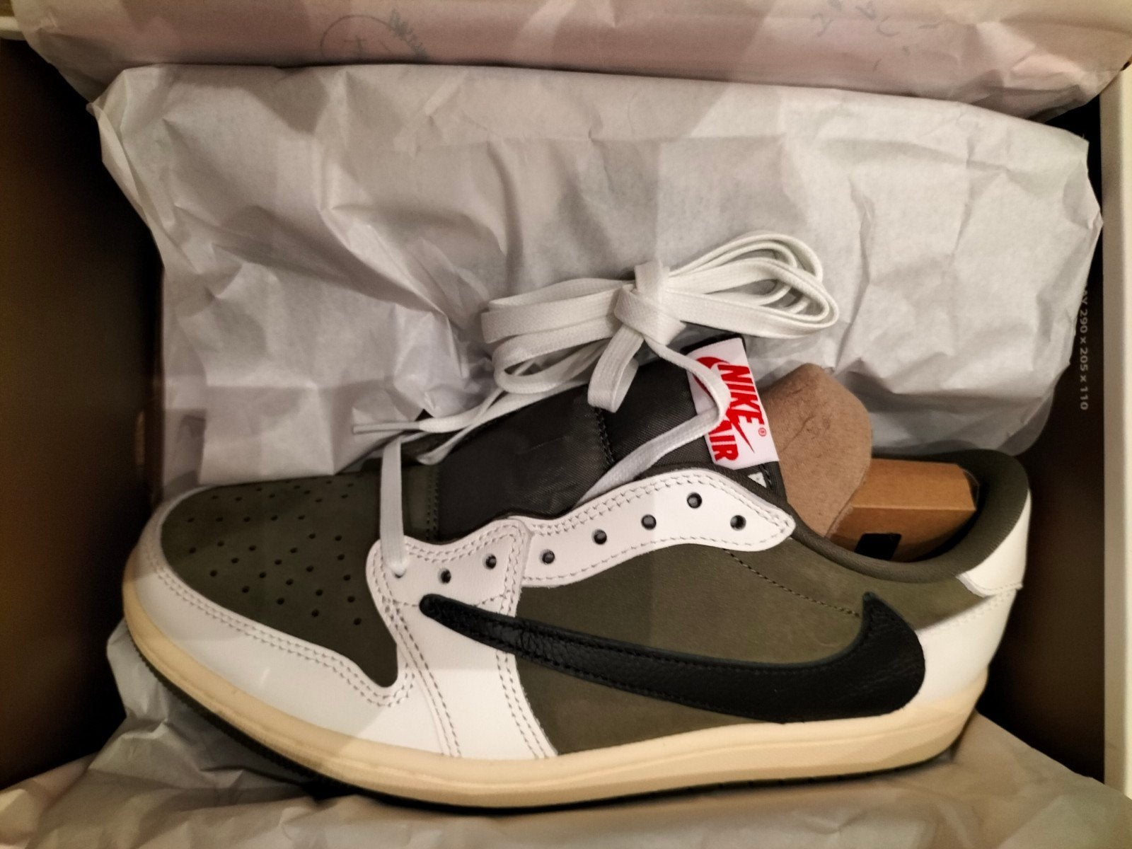 Nike air Jordan low x Travis Scott medium olive 40.5, Kleding | Heren, Ophalen, Overige kleuren, Nieuw, Jordan x Travis Scott