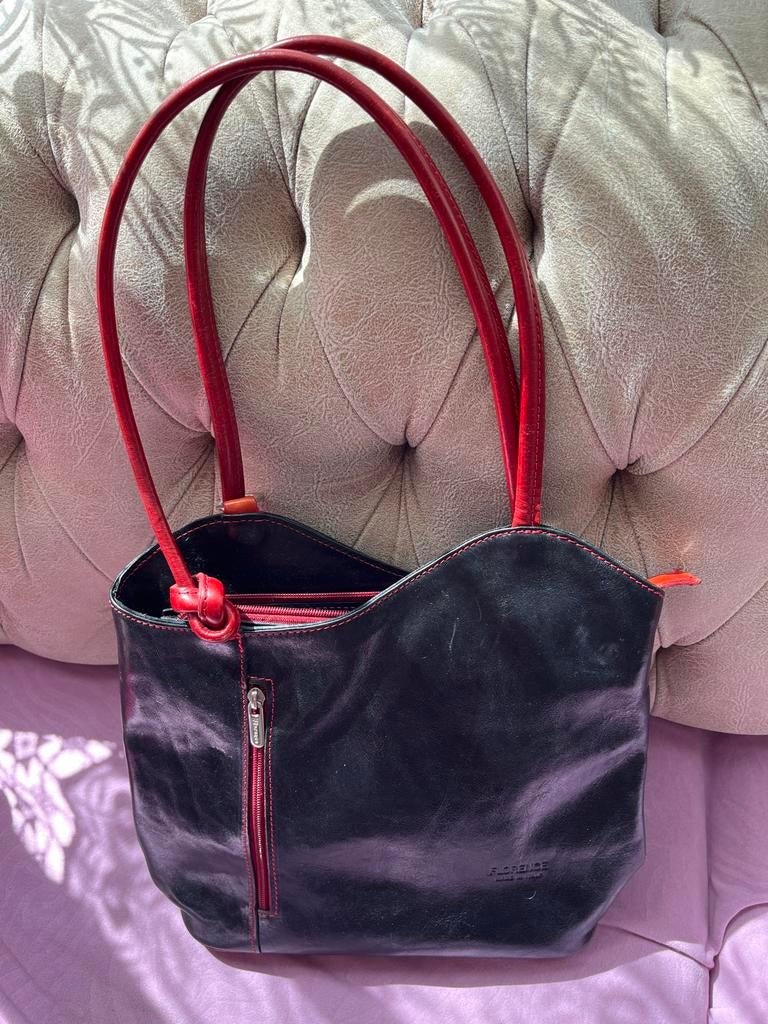 Florence Leren Handtas Zwart met Rode Details, Sieraden, Tassen en Uiterlijk, Tassen | Damestassen, Ophalen of Verzenden, Zo goed als nieuw