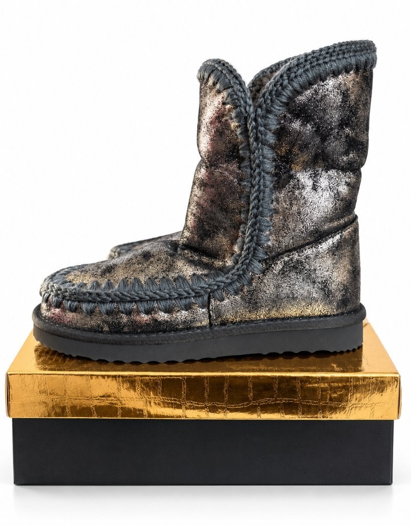 Metallic Eskimo Boots met Zachte Bontkraag Donkergrijs mt 39, Lage of Enkellaarzen, Nieuw, Ophalen of Verzenden, Grijs