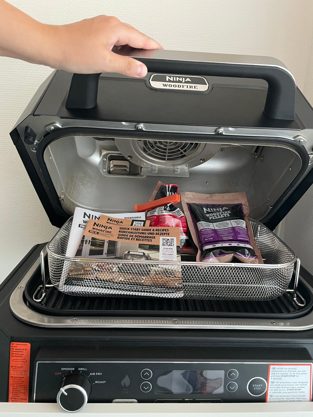 Ninja Woodfire Pro XL - 4-in-1 Elektrische Smart BBQ Grill, Ophalen of Verzenden, Zo goed als nieuw