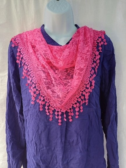 Mooie roze kanten driehoeks sjaal 160x55 cm, Maat 38/40 (M), ., Ophalen of Verzenden, Zo goed als nieuw