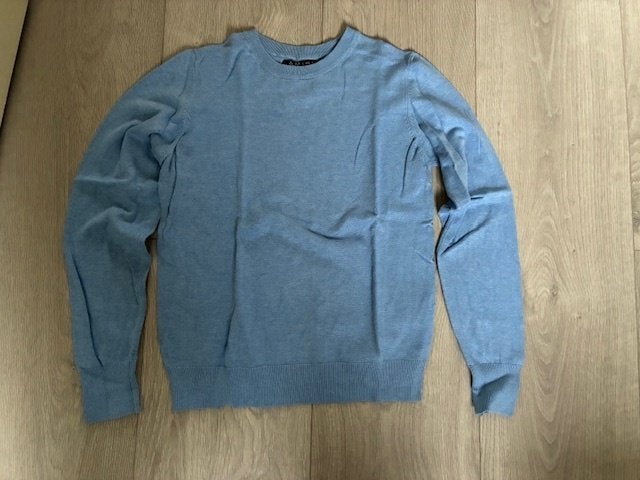 Blauwe trui met lange mouwen, Maat M, Amisu, Maat 38/40 (M), Blauw, Ophalen of Verzenden, Zo goed als nieuw