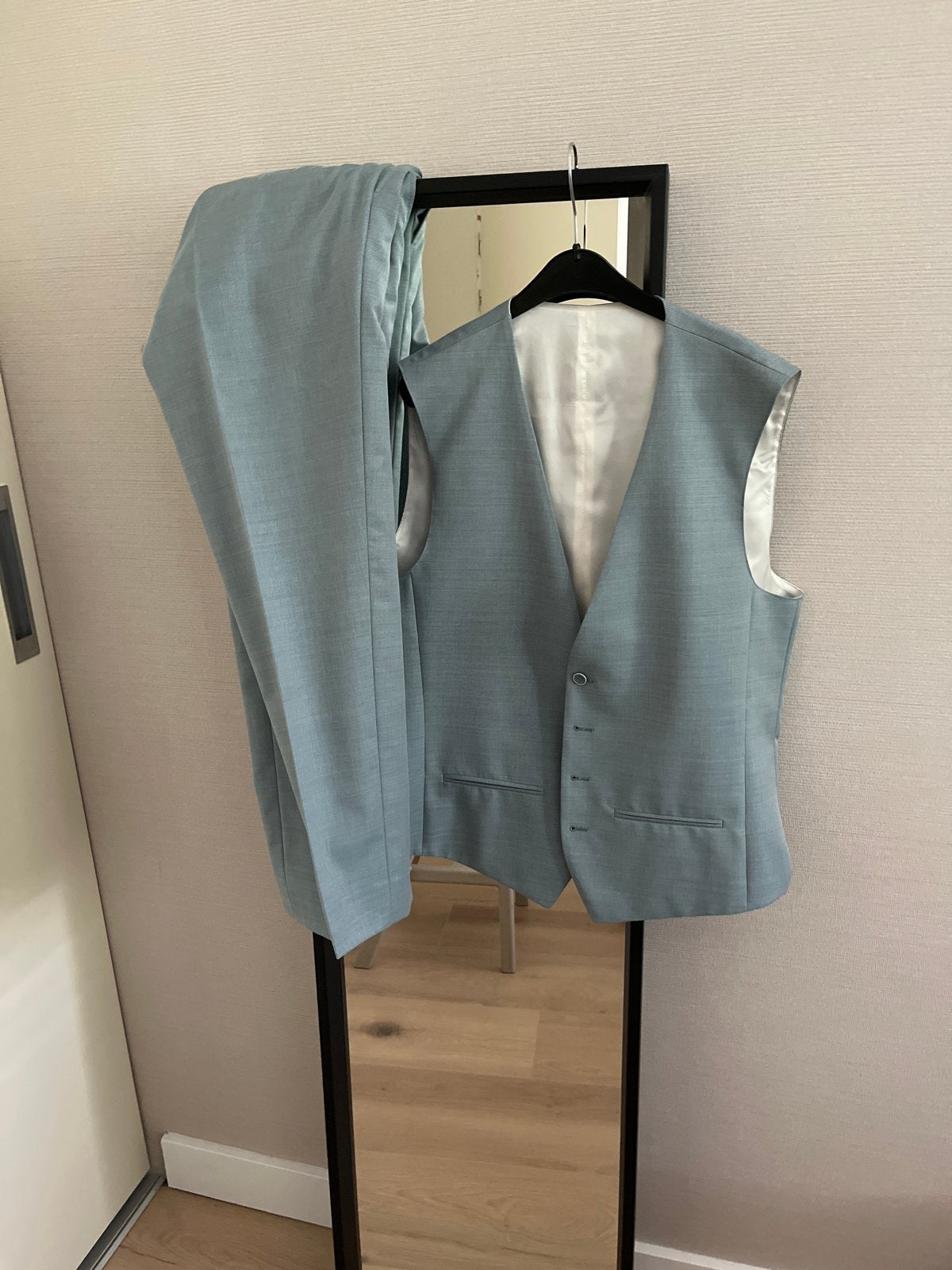 Kostuum/trouwpak met gilet en wit overhemd, Ophalen, Zo goed als nieuw, Overige maten, Blauw