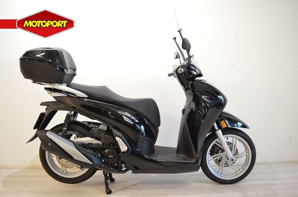 Honda SH 350 i ABS (bj 2022), Motoren, Motoren | Honda, Wijngaardveld 1
9300  AALST, BE, Scooter, Bedrijf, Mc.benelux@honda-eu.com