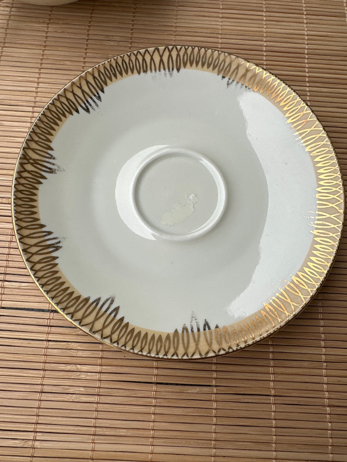 Vintage Tirschenreuth Bavaria schotel met gouden rand, Antiek en Kunst, Antiek | Servies los, Ophalen of Verzenden