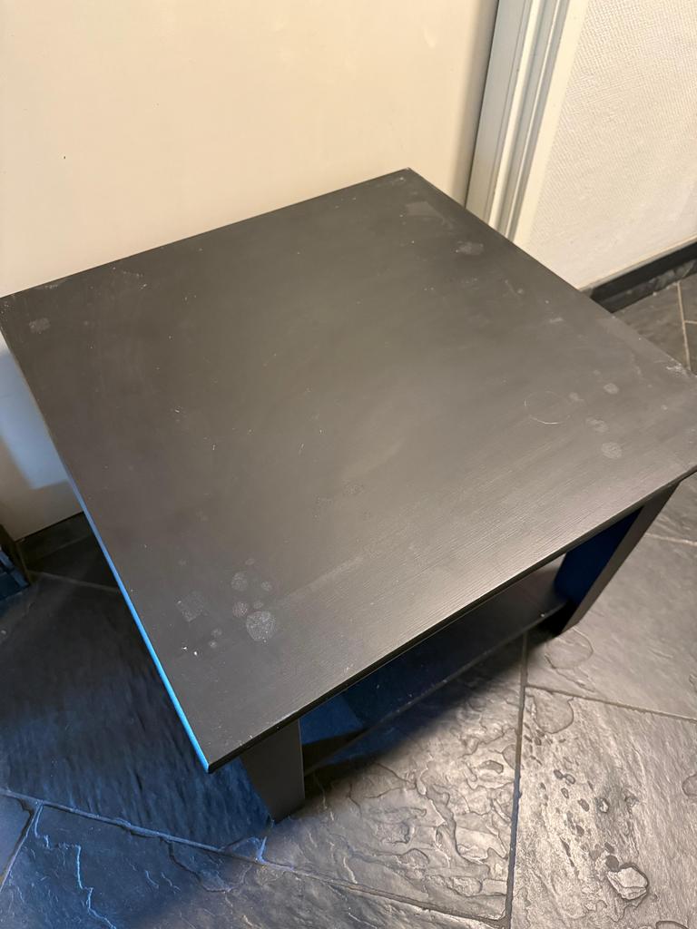 Gratis ophalen 2 tafeltjes, Minder dan 55 cm, Gebruikt, Rond, Ophalen