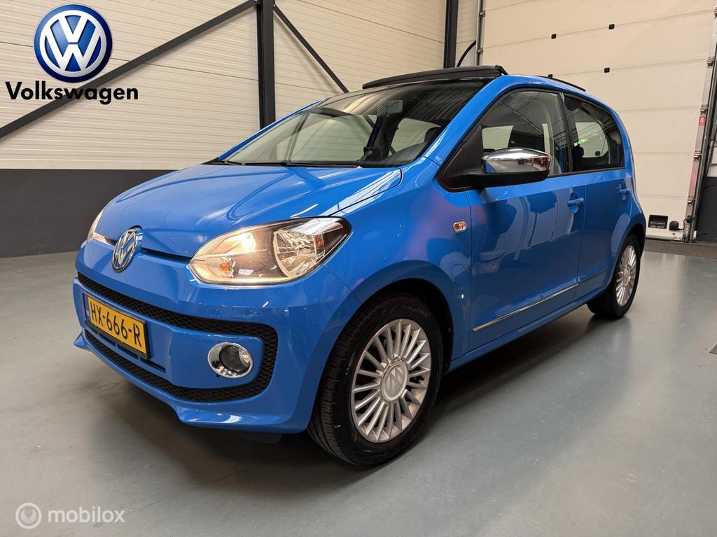Volkswagen Up! 1.0 high up! BM 1e Eig|Pano|Cruise|Navi, Auto's, Volkswagen, Voorwielaandrijving, Gebruikt, 840 kg, Leder en Stof